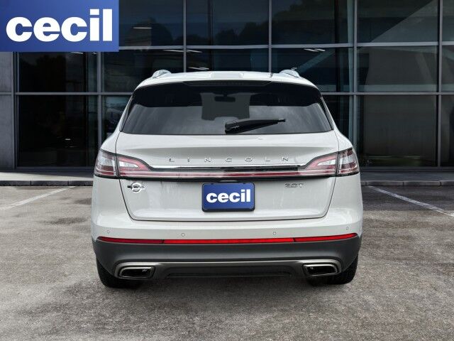 2020 Lincoln Nautilus Standard  TX