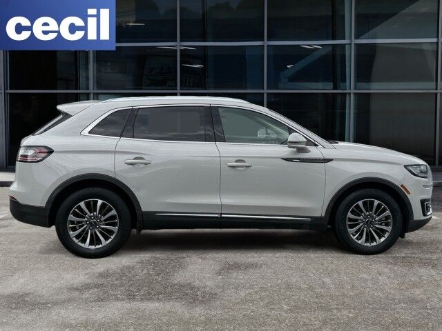 2020 Lincoln Nautilus Standard  TX