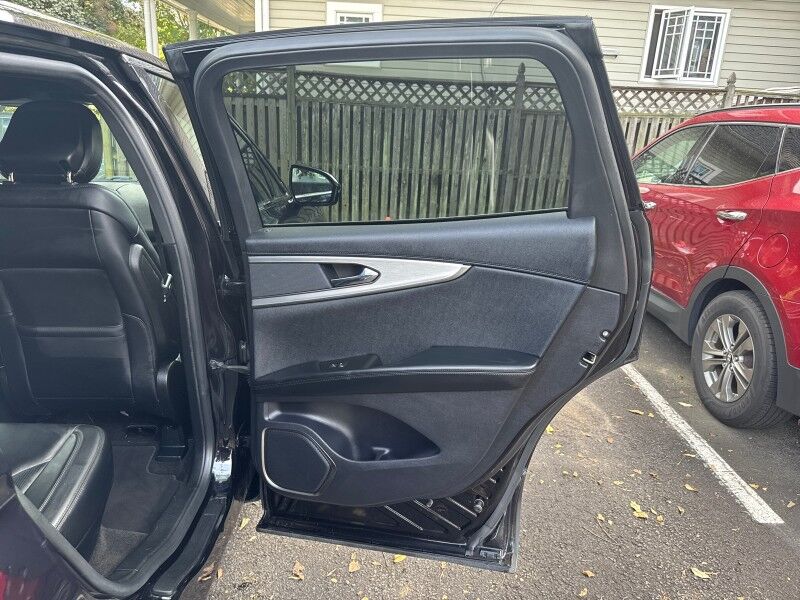 2020 Lincoln Nautilus Standard AWD w/ Equipment Group 101A Arlington VA