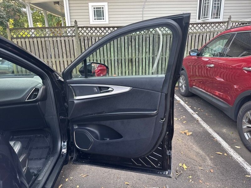 2020 Lincoln Nautilus Standard AWD w/ Equipment Group 101A Arlington VA