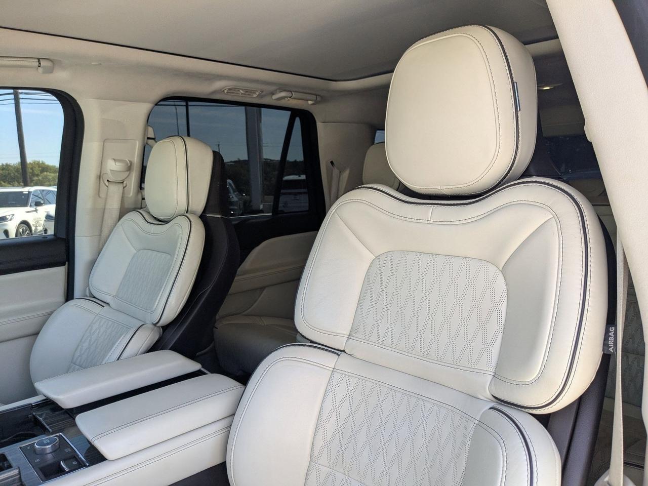 2020 Lincoln Navigator L Black Label