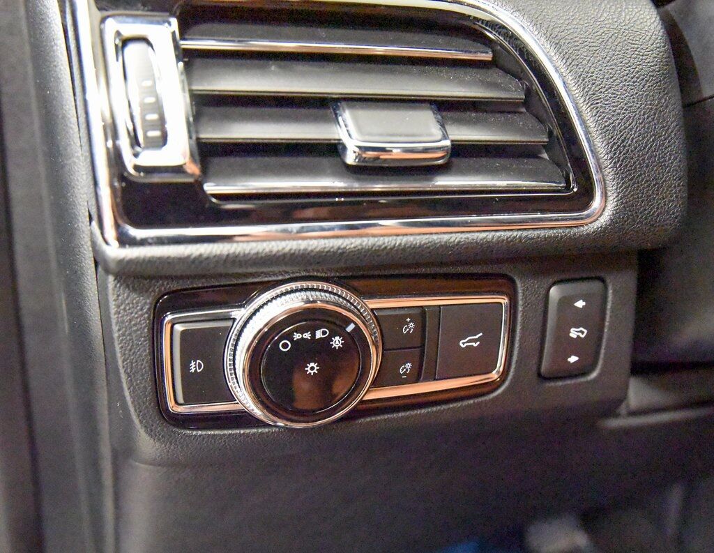 2020 Lincoln Navigator Reserve Akron