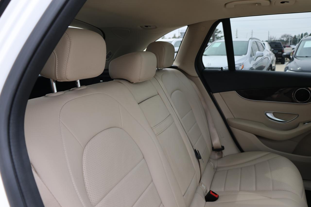 2020 MERCEDES-BENZ GLC 300 Houston TX