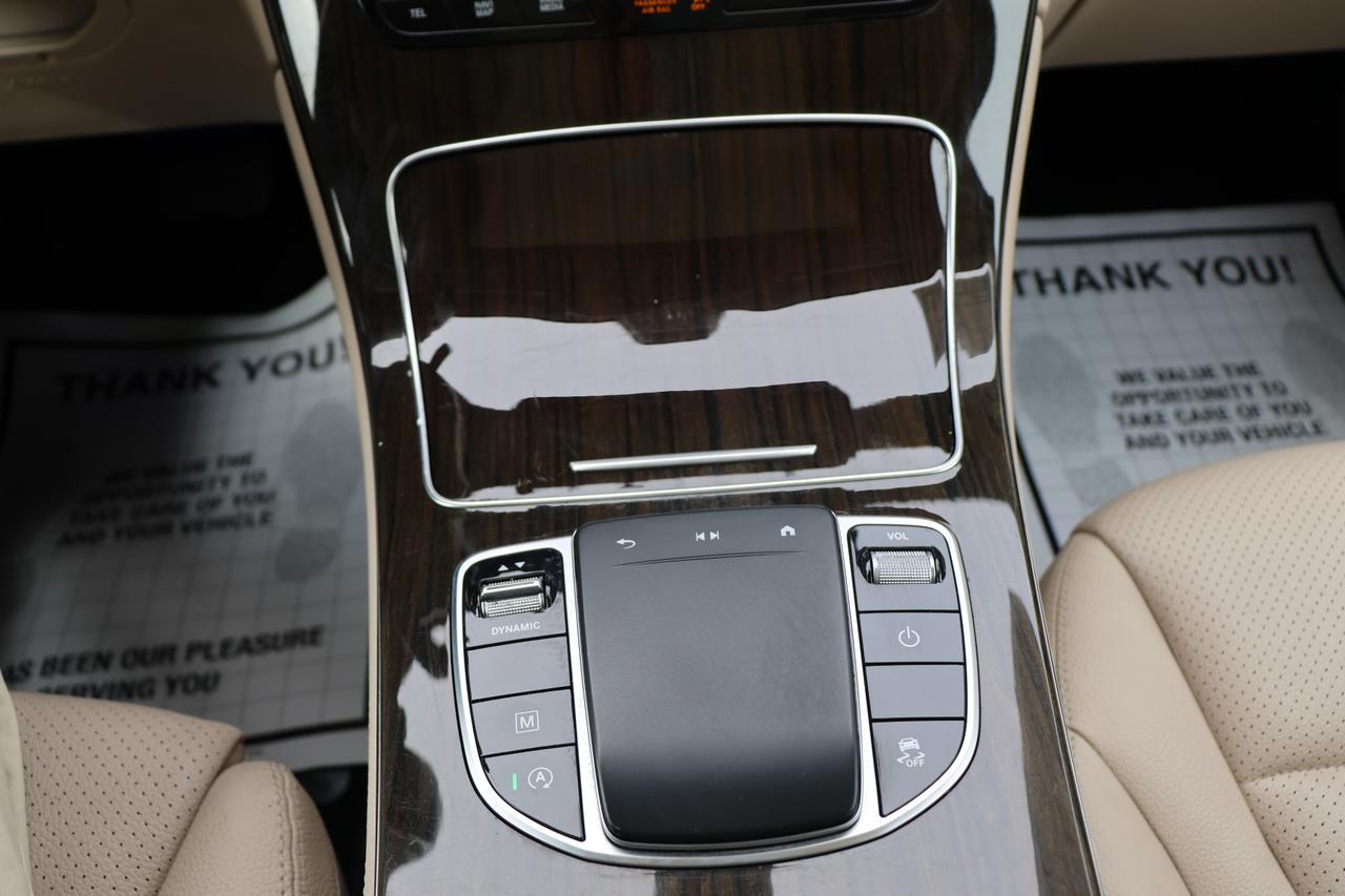 2020 MERCEDES-BENZ GLC 300 Houston TX