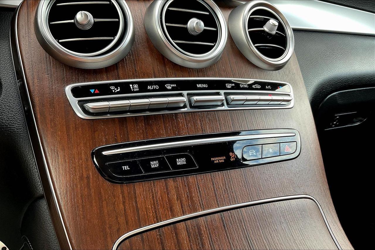 2020 MERCEDES-BENZ GLC 300 Houston TX