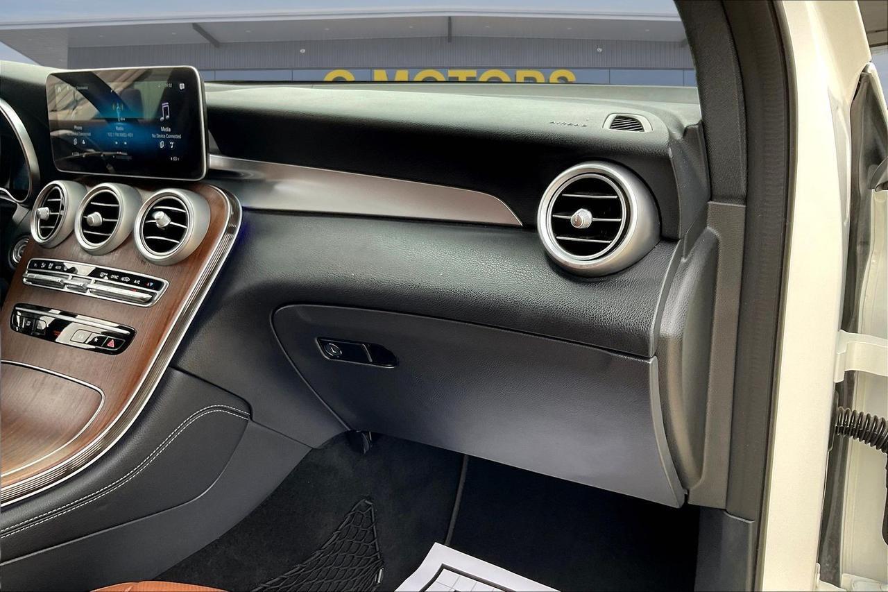 2020 MERCEDES-BENZ GLC 300 Houston TX