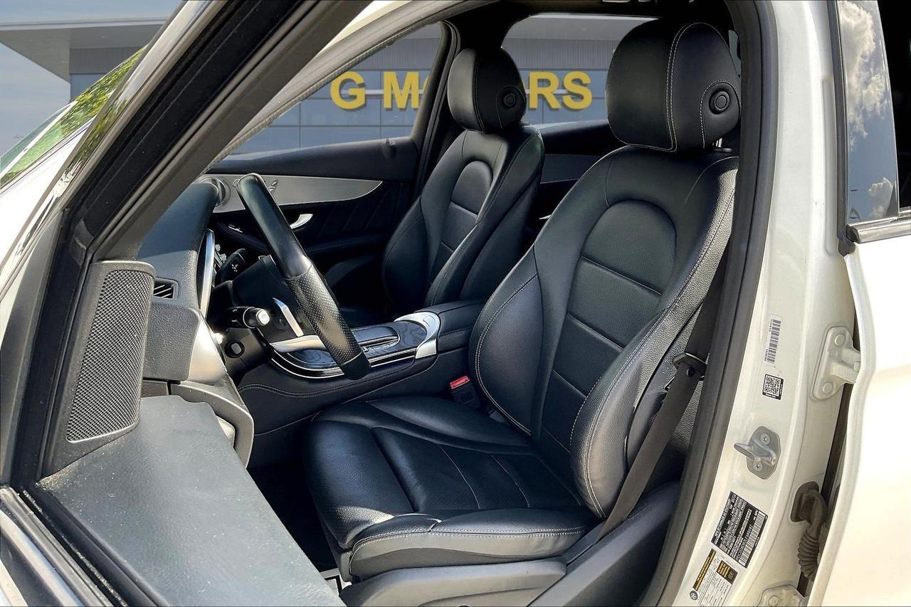 2020 MERCEDES-BENZ GLC 300 Houston TX