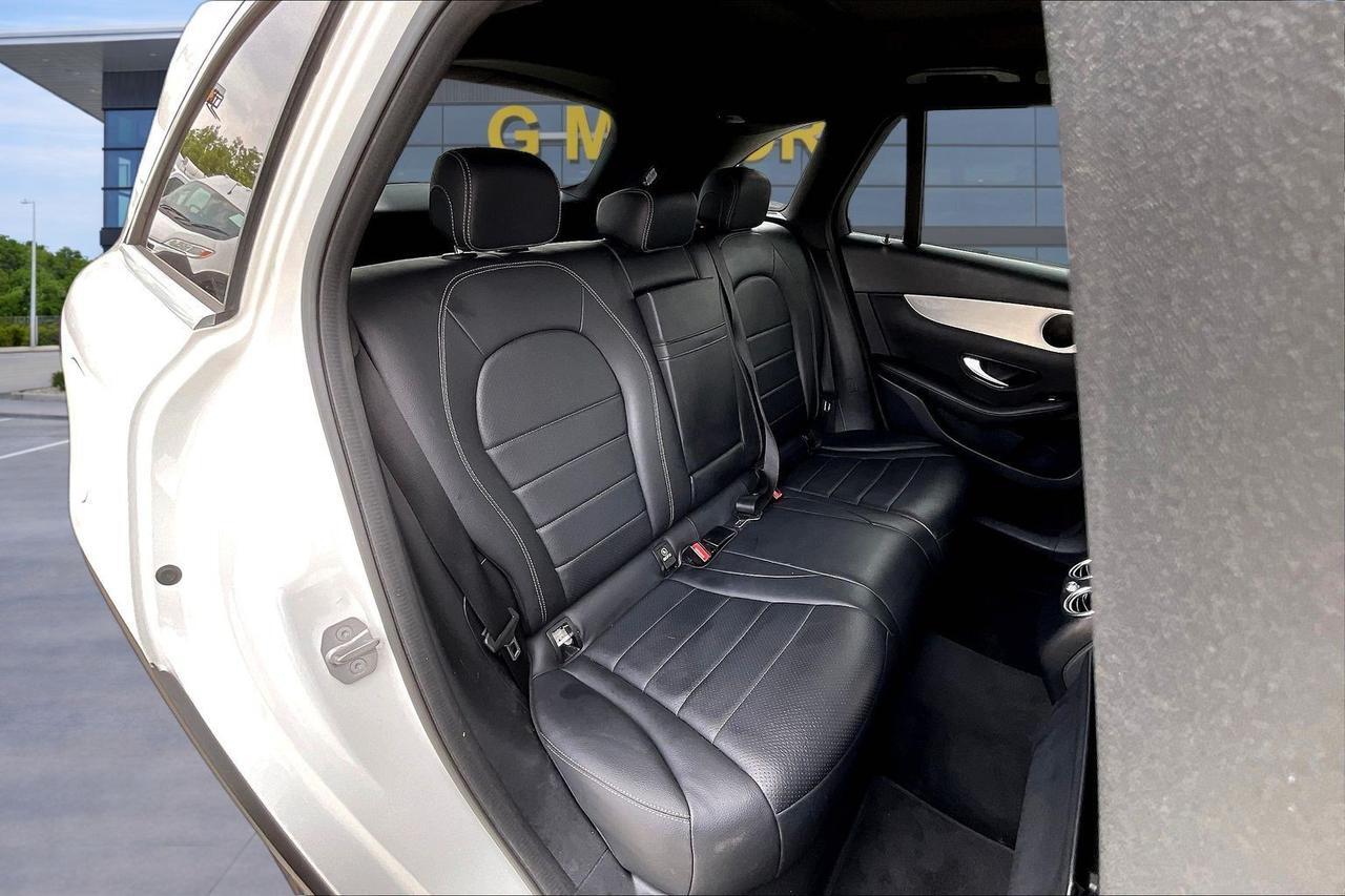 2020 MERCEDES-BENZ GLC 300 Houston TX