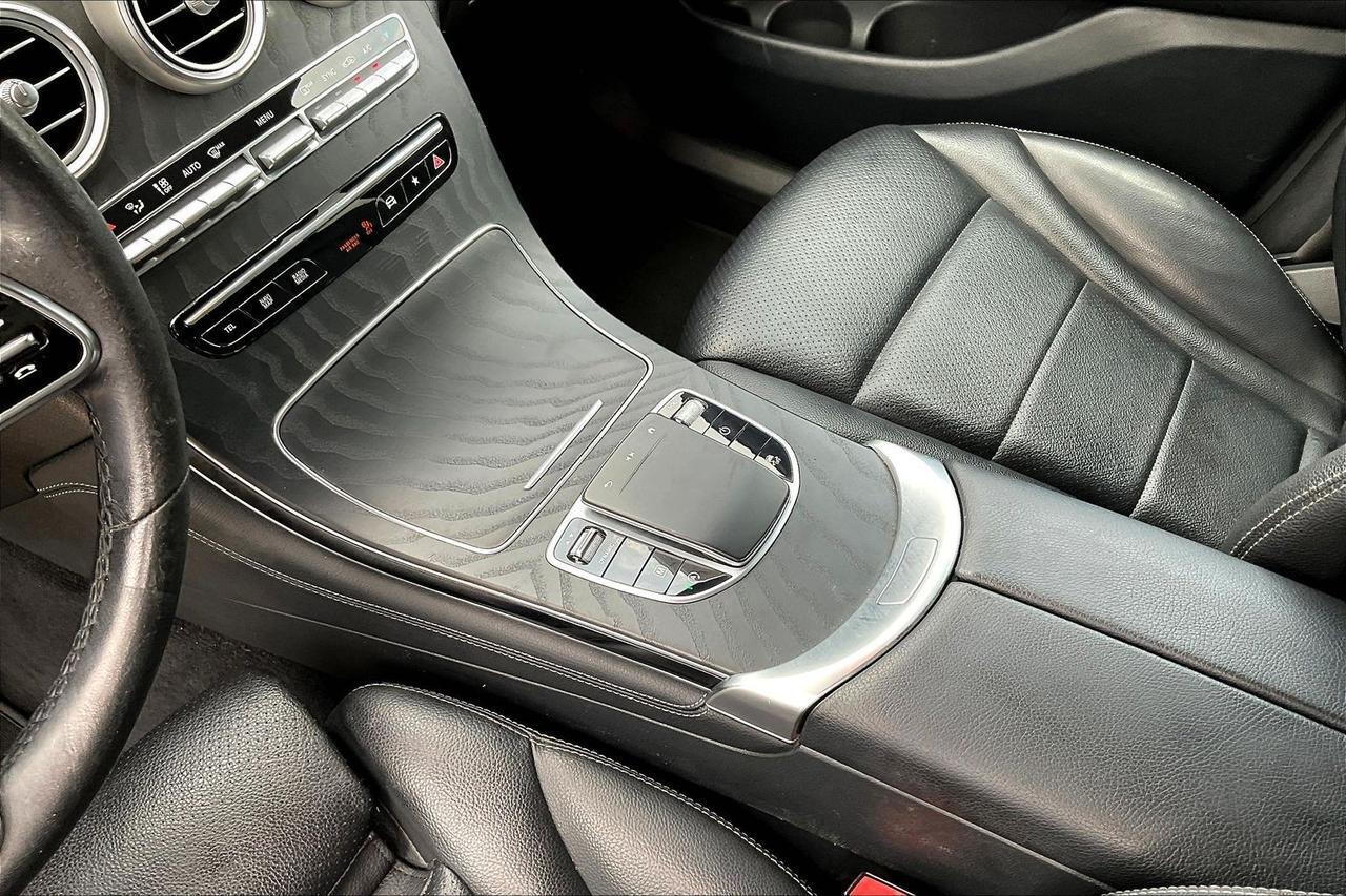 2020 MERCEDES-BENZ GLC 300 Houston TX