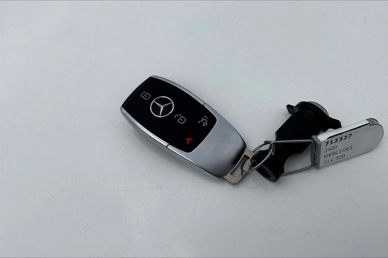 2020 MERCEDES-BENZ GLC 300 Houston TX