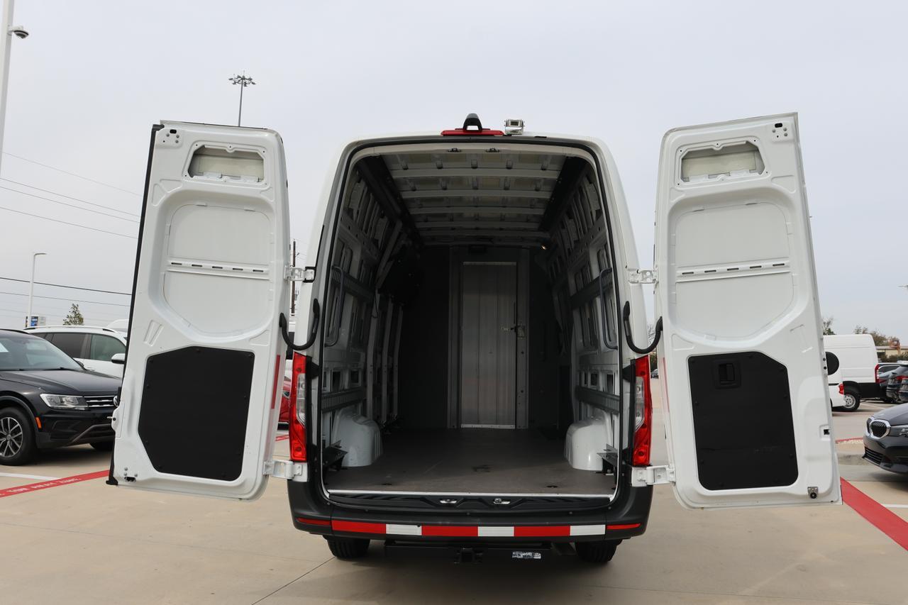 2020 MERCEDES-BENZ SPRINTER 2500 Houston TX