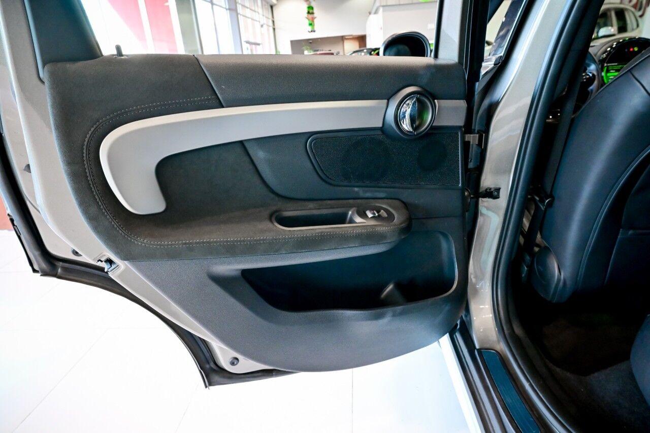 2020 MINI Countryman Cooper S, Fully Loaded, Iconic Trim, Nav, CarPlay, Wireless Charging and MORE Springfield NJ