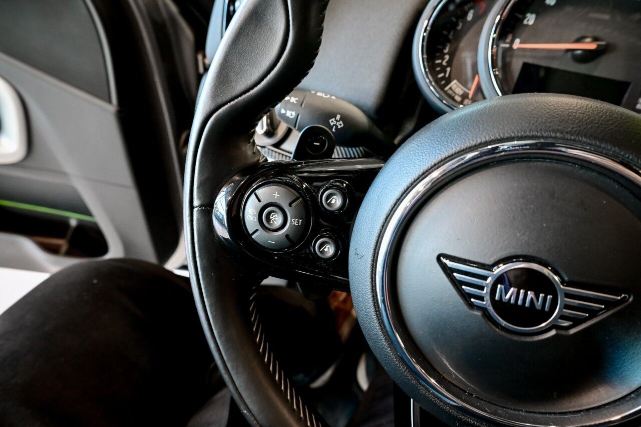 2020 MINI Countryman Cooper S, Fully Loaded, Iconic Trim, Nav, CarPlay, Wireless Charging and MORE Springfield NJ