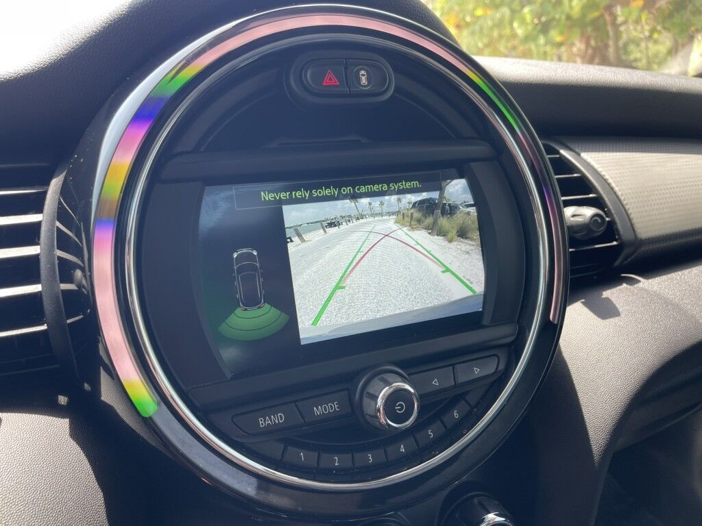 2020 MINI Hardtop 4 Door COOPER~1 OWNER~CLEAN CARFAX~SUNROOF~BLUETOOTH~POWER WINDOWS~CRUI Sarasota FL