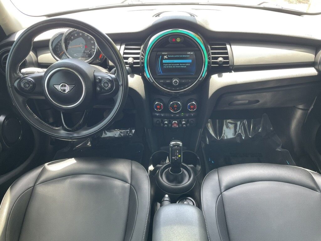2020 MINI Hardtop 4 Door COOPER~1 OWNER~CLEAN CARFAX~SUNROOF~BLUETOOTH~POWER WINDOWS~CRUI Sarasota FL