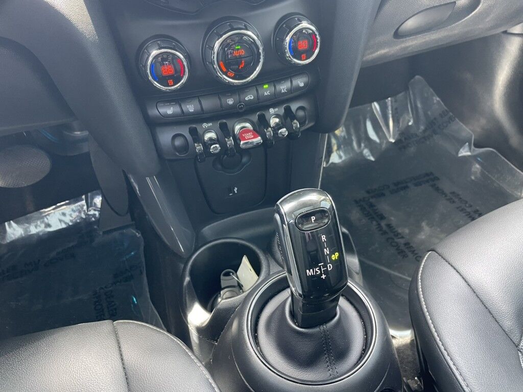 2020 MINI Hardtop 4 Door COOPER~1 OWNER~CLEAN CARFAX~SUNROOF~BLUETOOTH~POWER WINDOWS~CRUI Sarasota FL