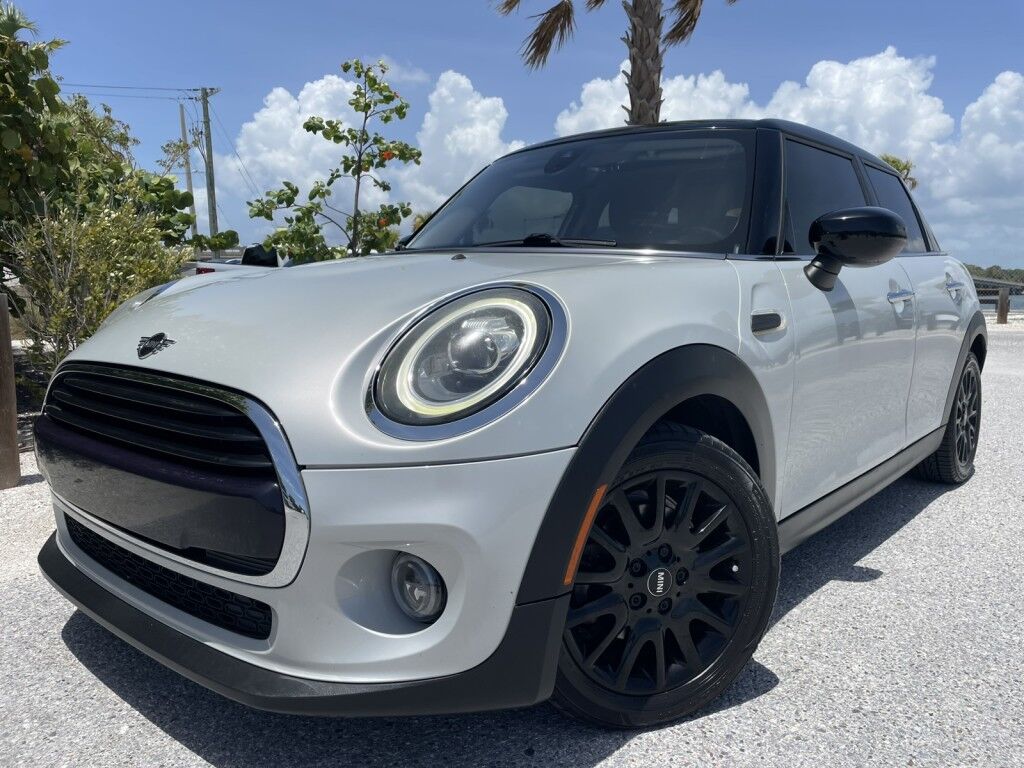 2020 MINI Hardtop 4 Door COOPER~1 OWNER~CLEAN CARFAX~SUNROOF~BLUETOOTH~POWER WINDOWS~CRUI Sarasota FL