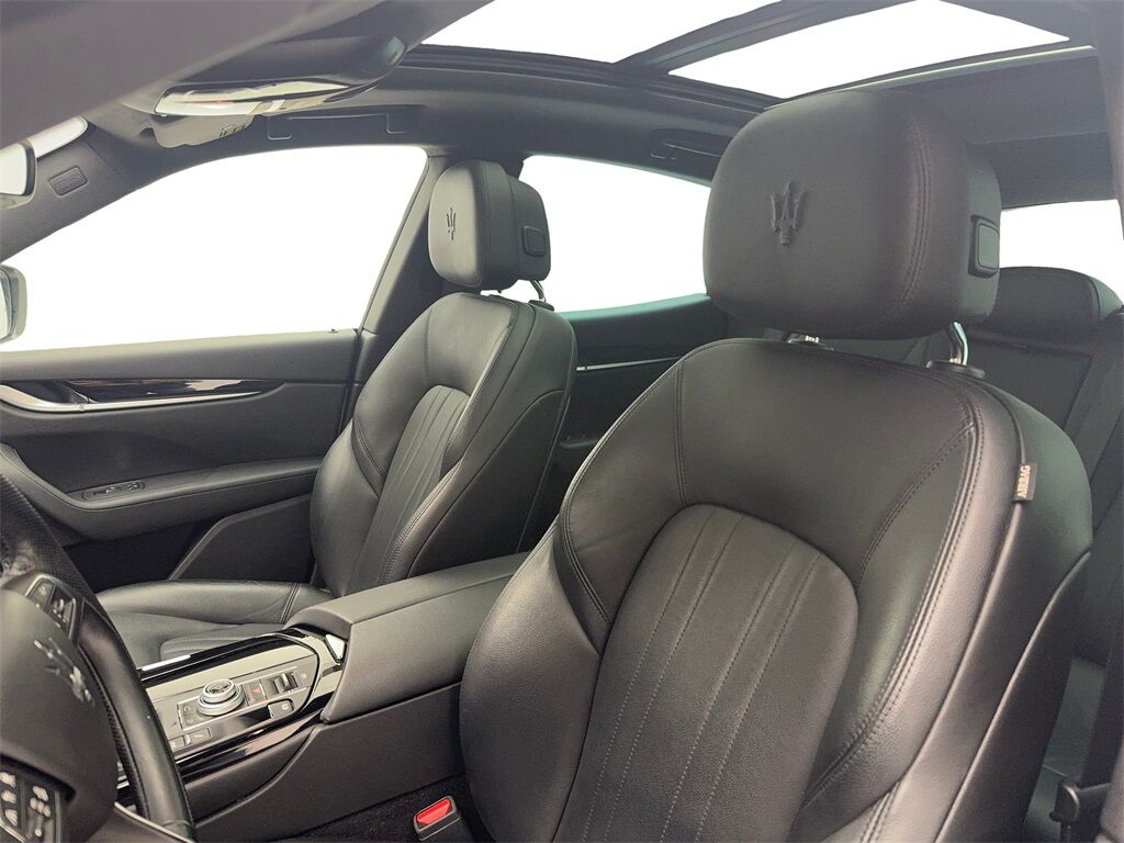 2020 Maserati Levante NAV,CAM,PANO,HTD STS,BLIND SPOT,20&quot; WLS Plano TX