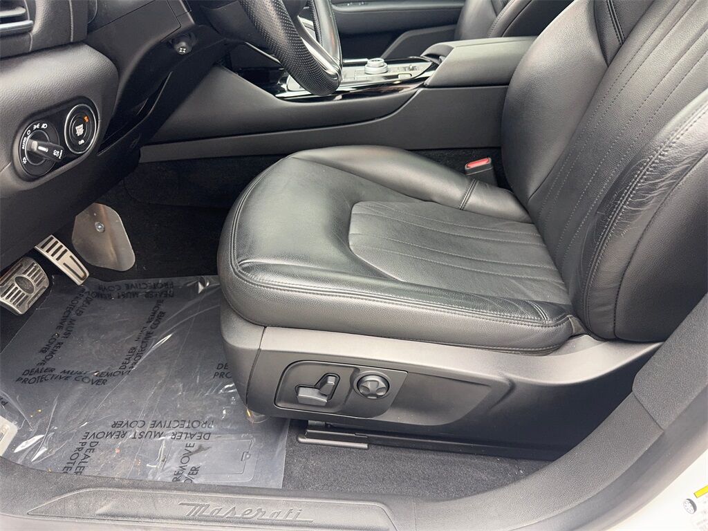 2020 Maserati Levante NAV,CAM,PANO,HTD STS,BLIND SPOT,20&quot; WLS Plano TX