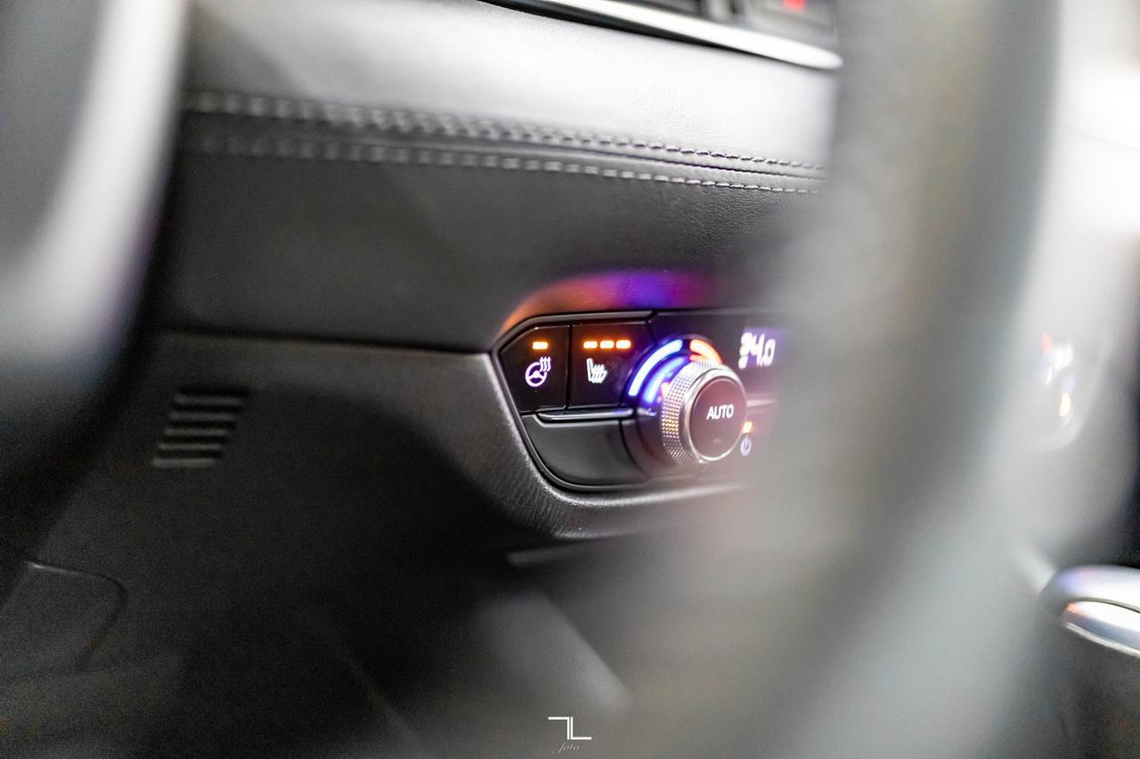 2020 Mazda 6 GS-L Leather Roof BCam Red Deer AB