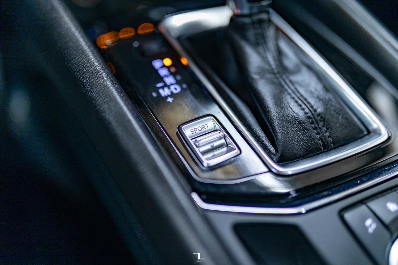 2020 Mazda CX-5 AWD Touring Leather Roof BCam Red Deer AB