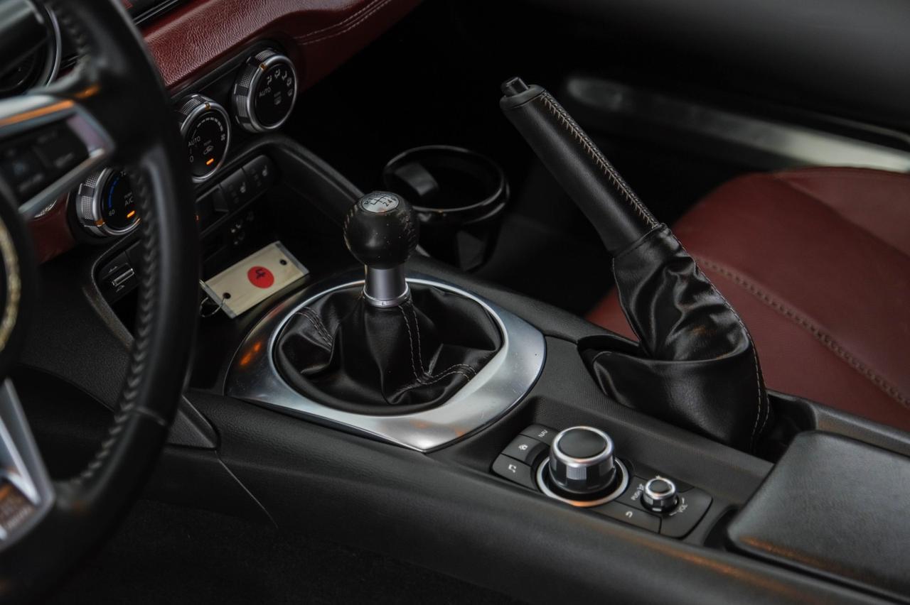 2020 Mazda MX-5 Miata RF GRAND TOURING BLIND SPOT ASSIST LANE DEPARTURE NAVIGATION LEATHER HEATED SEATS Carrollton TX