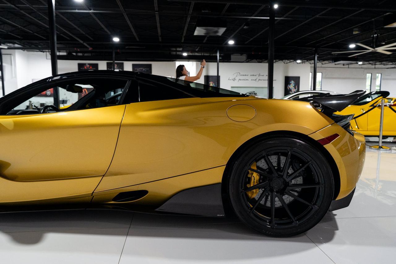 2020 McLaren 720S Luxury Spider Aztec Gold paint, Carbon Black interior, Bowers & Wilkins audio AND MUCH MORE!! Fort Lauderdale FL