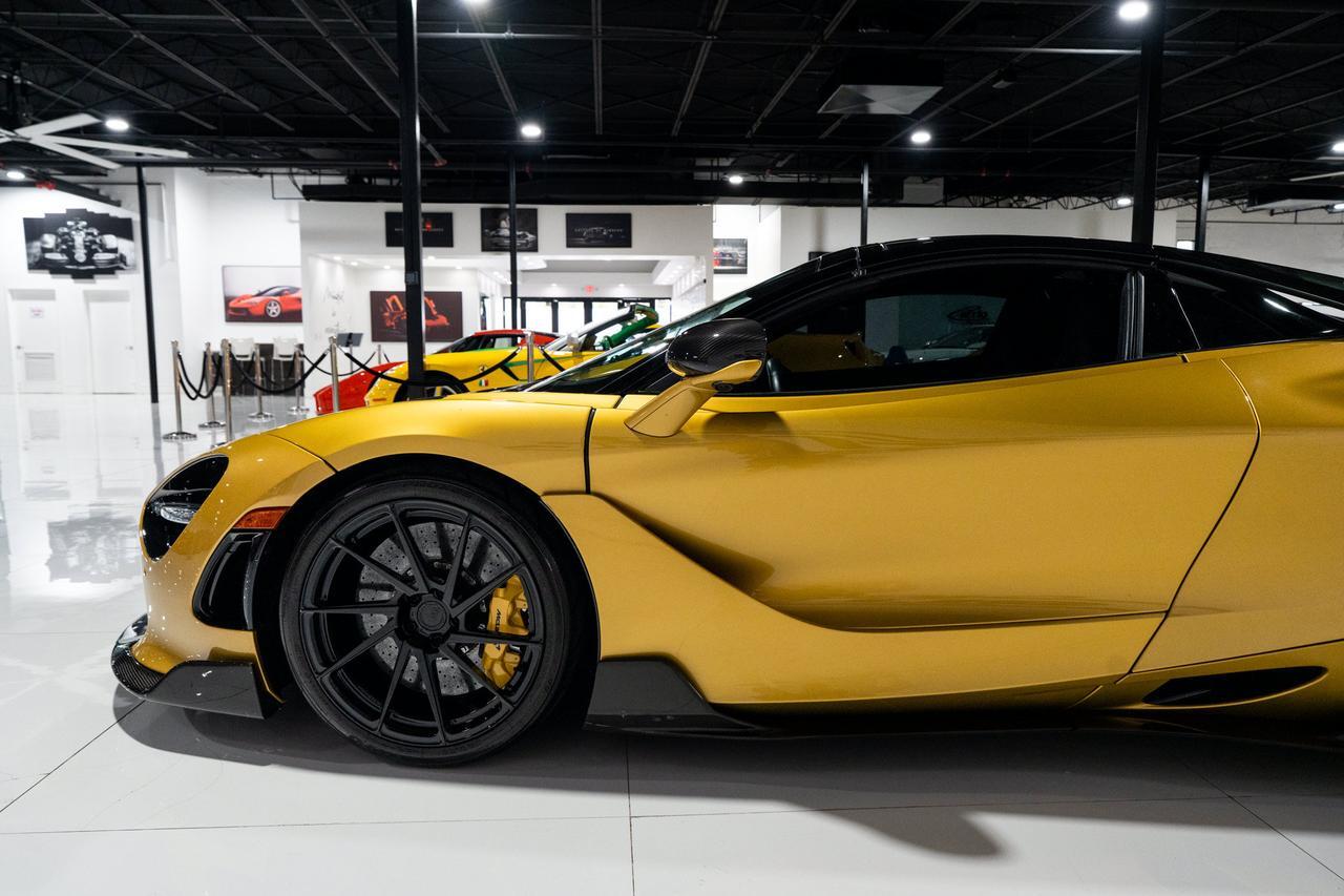 2020 McLaren 720S Luxury Spider Aztec Gold paint, Carbon Black interior, Bowers & Wilkins audio AND MUCH MORE!! Fort Lauderdale FL