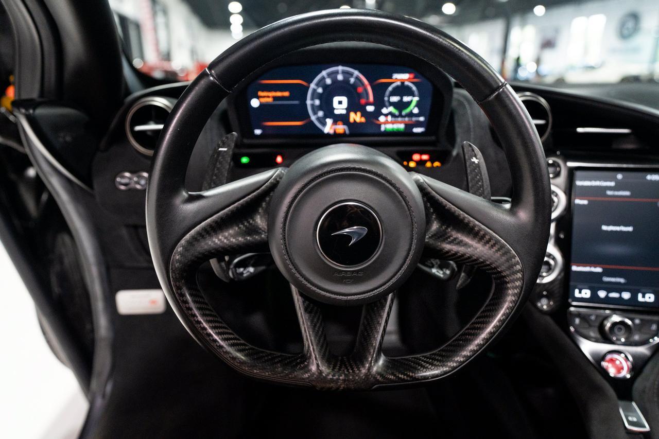 2020 McLaren 720S Luxury Spider Aztec Gold paint, Carbon Black interior, Bowers & Wilkins audio AND MUCH MORE!! Fort Lauderdale FL