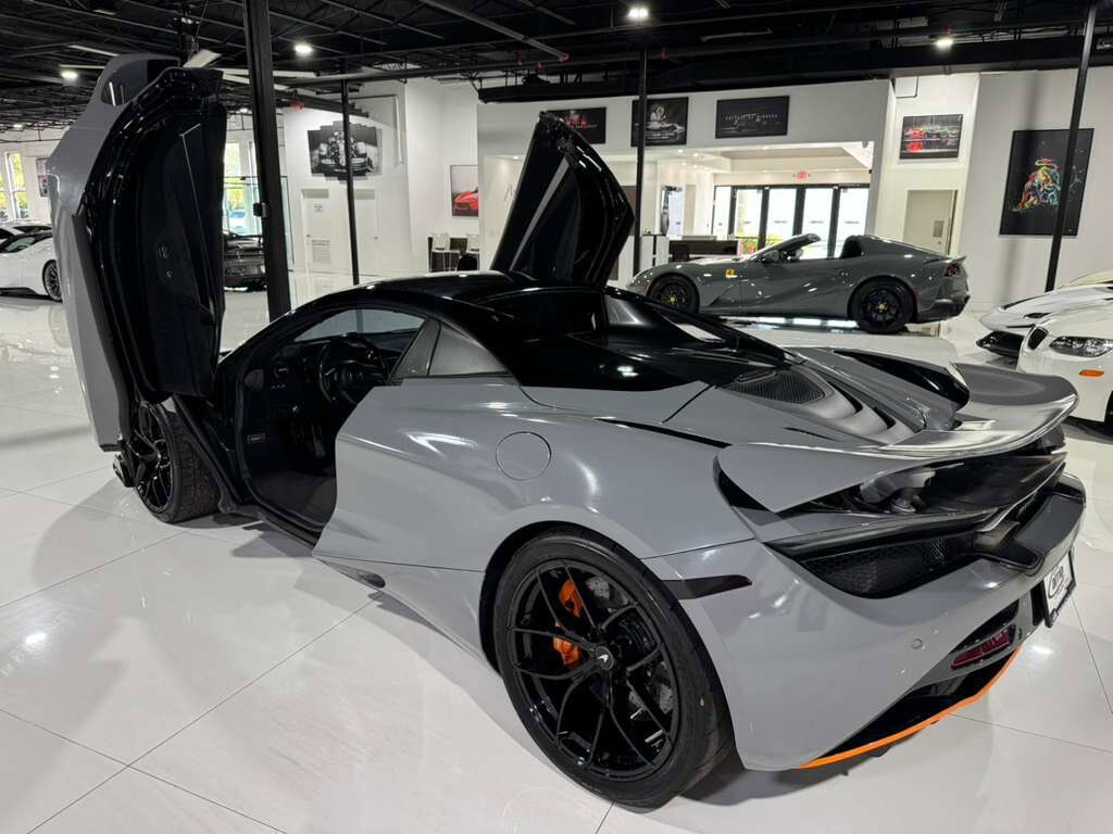 2020 McLaren 720S Luxury Spider electrochromic roof, Bowers & Wilkins audio system AND MUCH MORE!!! Fort Lauderdale FL