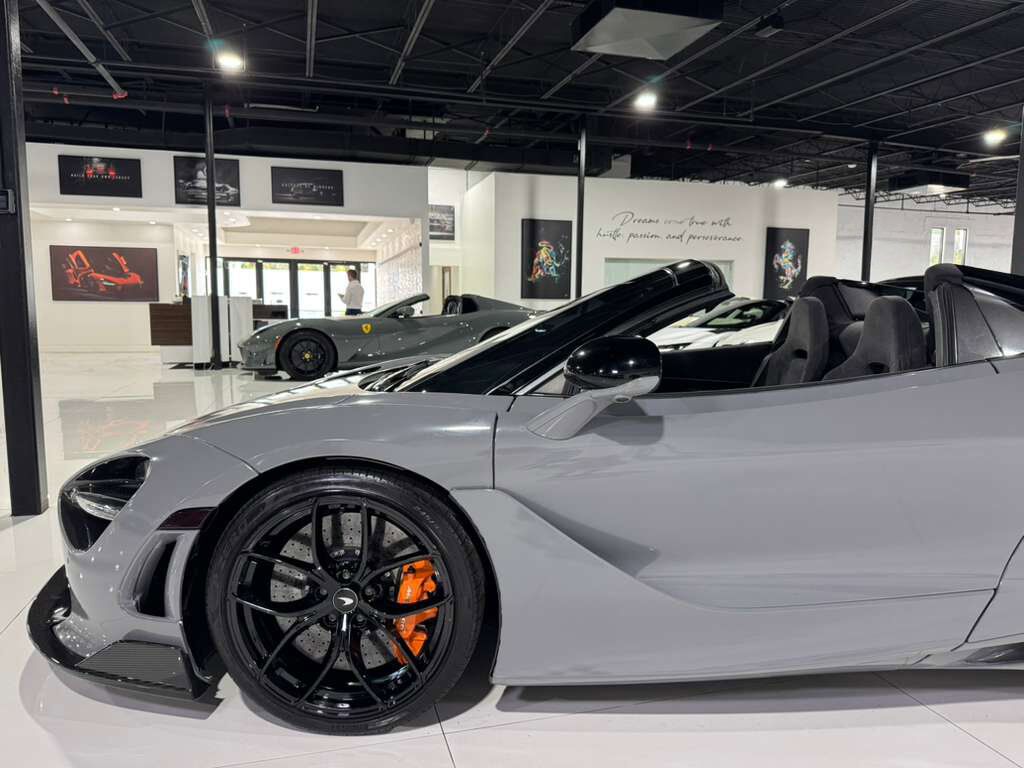 2020 McLaren 720S Luxury Spider electrochromic roof, Bowers & Wilkins audio system AND MUCH MORE!!! Fort Lauderdale FL