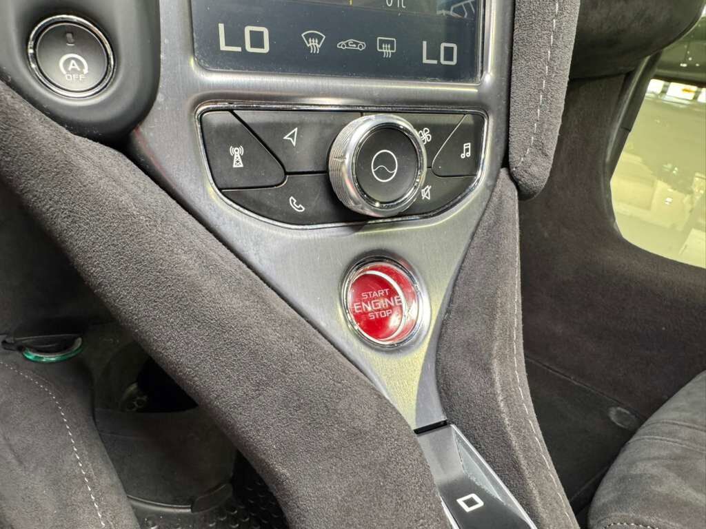 2020 McLaren 720S Luxury Spider electrochromic roof, Bowers & Wilkins audio system AND MUCH MORE!!! Fort Lauderdale FL