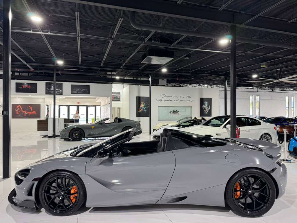 2020 McLaren 720S Luxury Spider electrochromic roof, Bowers & Wilkins audio system AND MUCH MORE!!! Fort Lauderdale FL