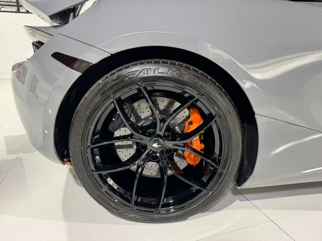 2020 McLaren 720S Luxury Spider electrochromic roof, Bowers & Wilkins audio system AND MUCH MORE!!! Fort Lauderdale FL