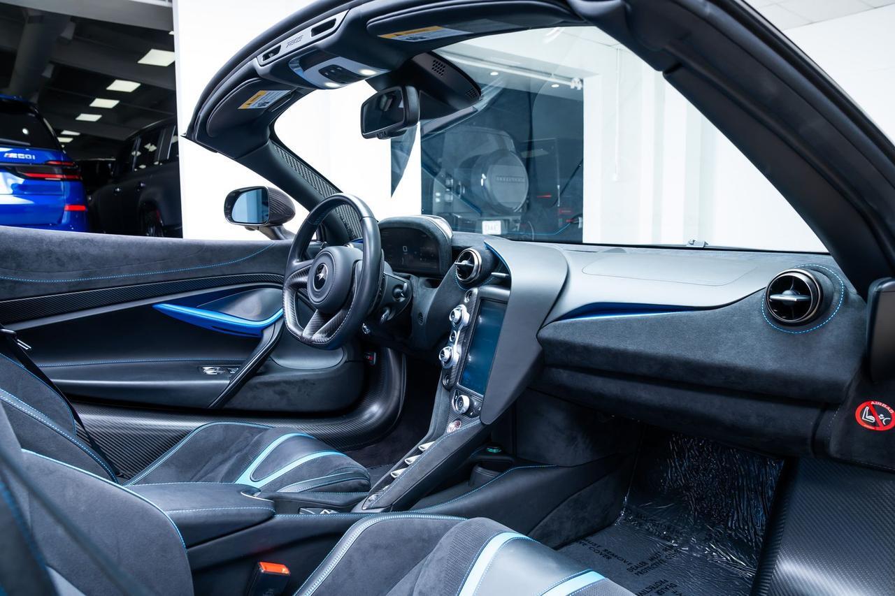 2020 McLaren 720S Performance Sport Exhaust Bowers &amp; Wilkins MSO Carbon options Portland OR