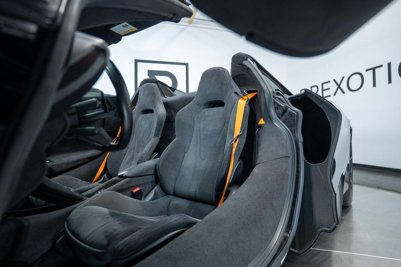 2020 McLaren 720S Spider Convertible 2D St. Louis MO