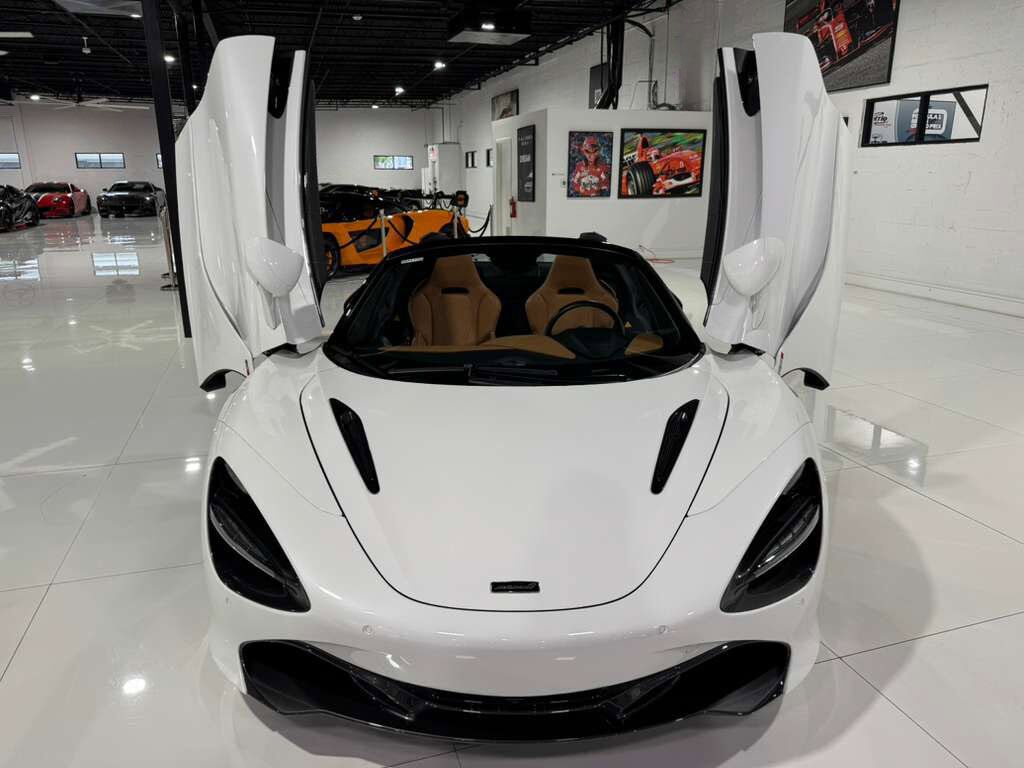 2020 McLaren 720S Spider Luxury package, Silica White paint, Arizona Tan interior, Bowers & Wilkins audio AND MORE!! Fort Lauderdale FL