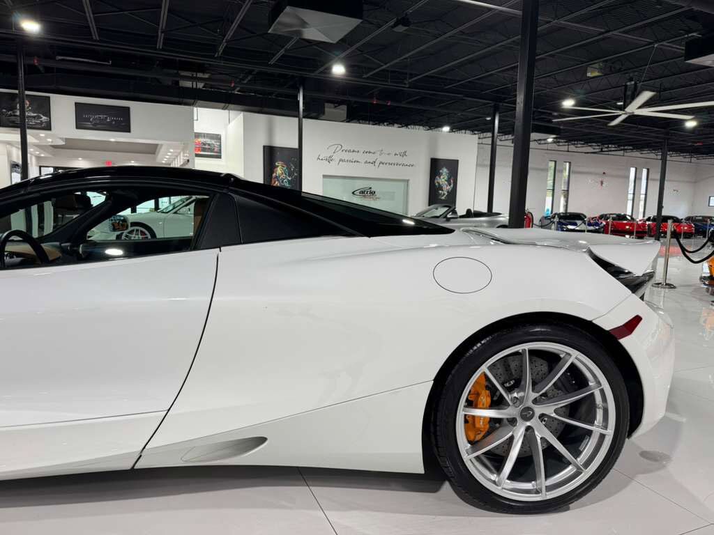 2020 McLaren 720S Spider Luxury package, Silica White paint, Arizona Tan interior, Bowers & Wilkins audio AND MORE!! Fort Lauderdale FL