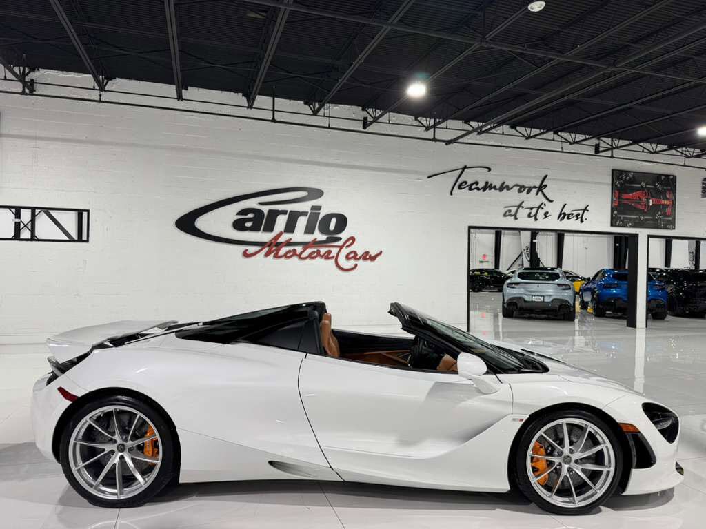 2020 McLaren 720S Spider Luxury package, Silica White paint, Arizona Tan interior, Bowers & Wilkins audio AND MORE!! Fort Lauderdale FL