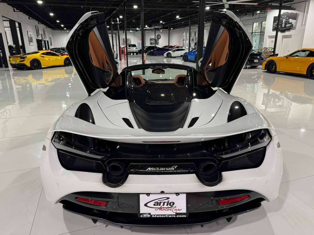 2020 McLaren 720S Spider Luxury package, Silica White paint, Arizona Tan interior, Bowers & Wilkins audio AND MORE!! Fort Lauderdale FL