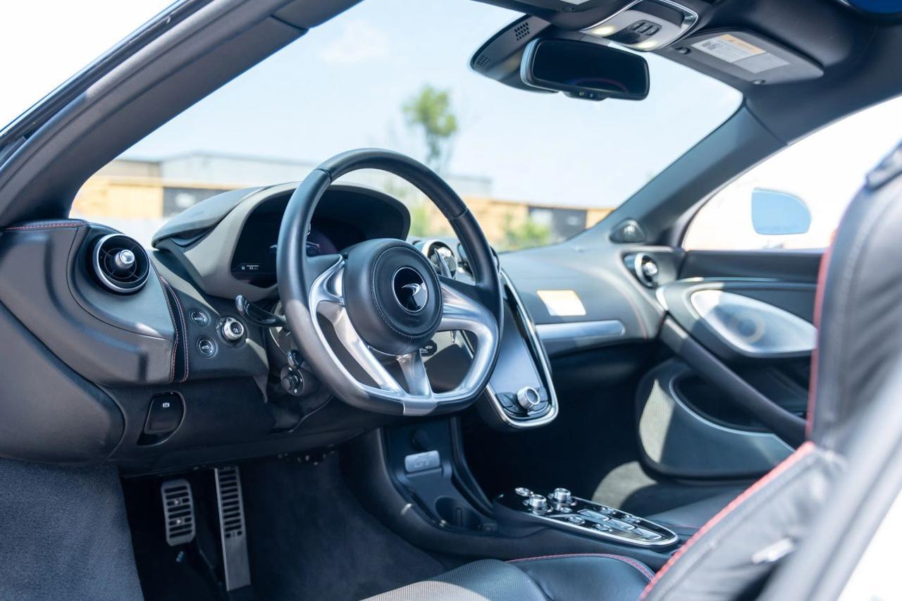 2020 McLaren GT Coupe 2D St. Louis MO