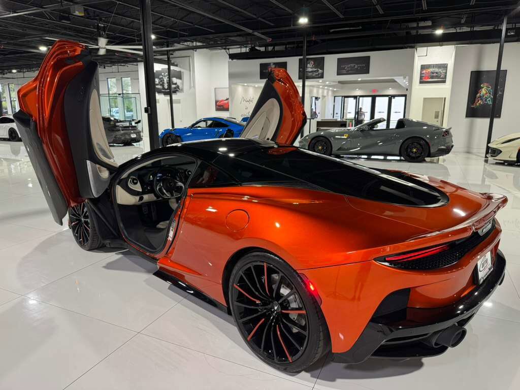 2020 McLaren GT Volcano Orange paint, Bowers & Wilkins audio system, forged carbon trim AND MUCH MORE!! Fort Lauderdale FL