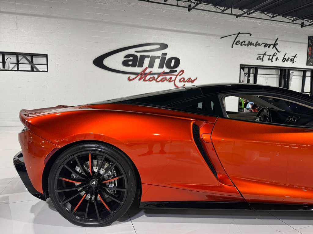 2020 McLaren GT Volcano Orange paint, Bowers & Wilkins audio system, forged carbon trim AND MUCH MORE!! Fort Lauderdale FL