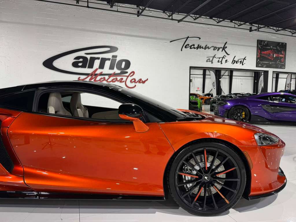 2020 McLaren GT Volcano Orange paint, Bowers & Wilkins audio system, forged carbon trim AND MUCH MORE!! Fort Lauderdale FL