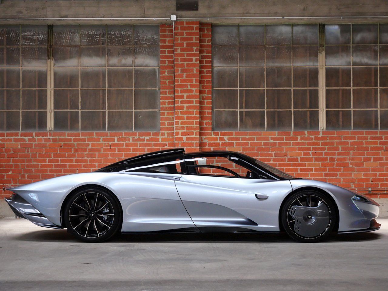 2020 McLaren Speedtail Lawrence KS