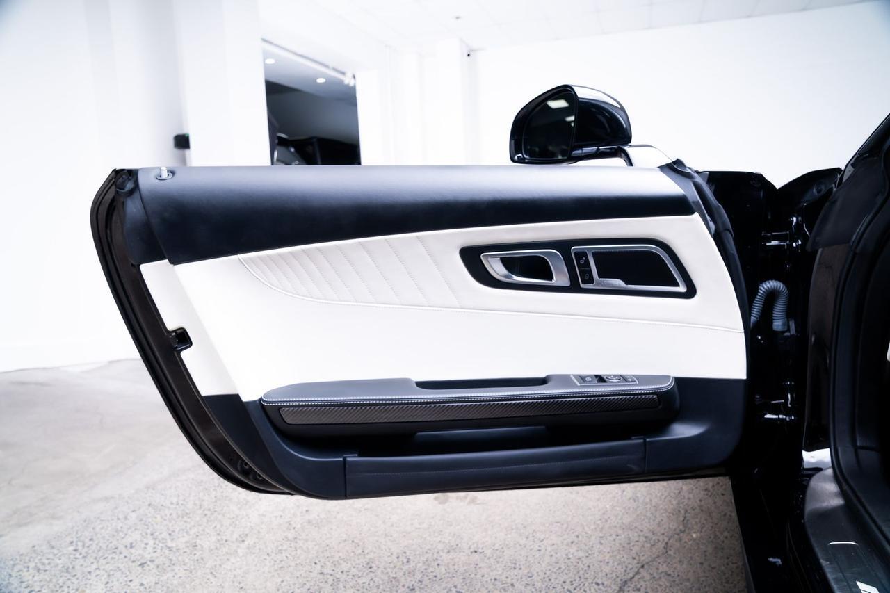 2020 Mercedes-Benz AMG&reg; GT C AMG Gloss Carbon Fiber Trim Burmester Audio Portland OR