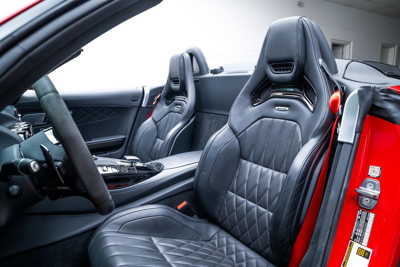 2020 Mercedes-Benz AMG&reg; GT R 1 Owner / Full Body PPF from new / AMG Carbon Pkg Portland OR
