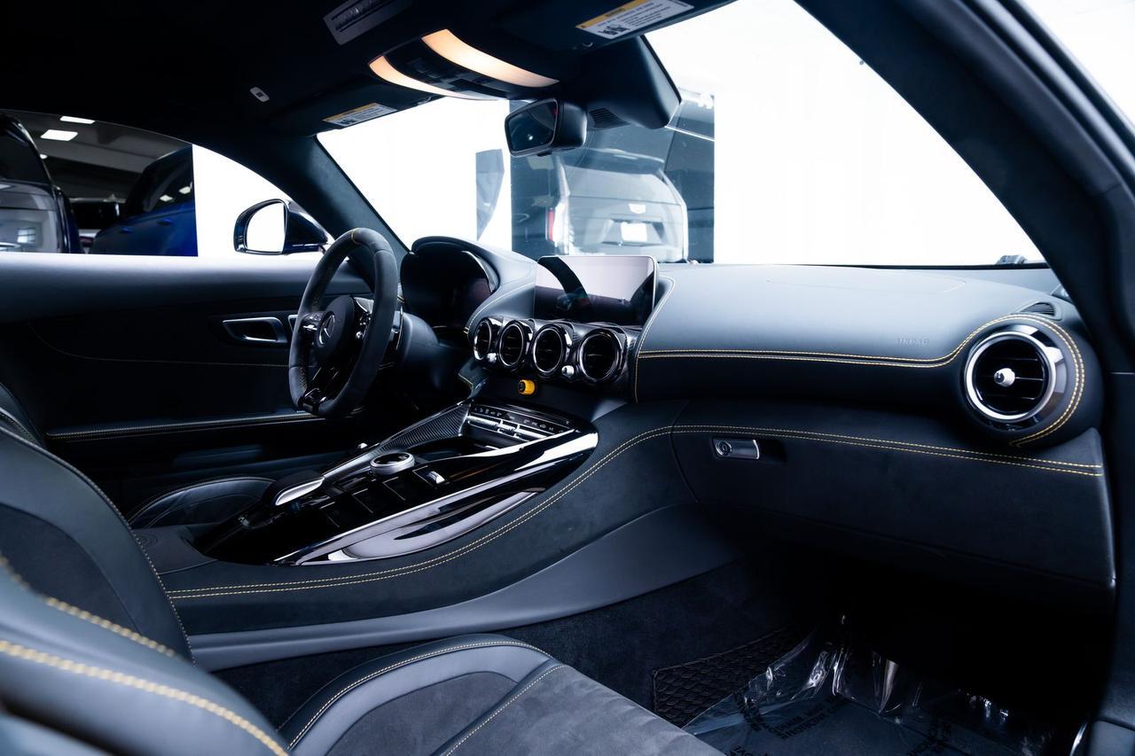 2020 Mercedes-Benz AMG&reg; GT R AMG Carbon Fiber Trim Exclusive Interior Package Portland OR