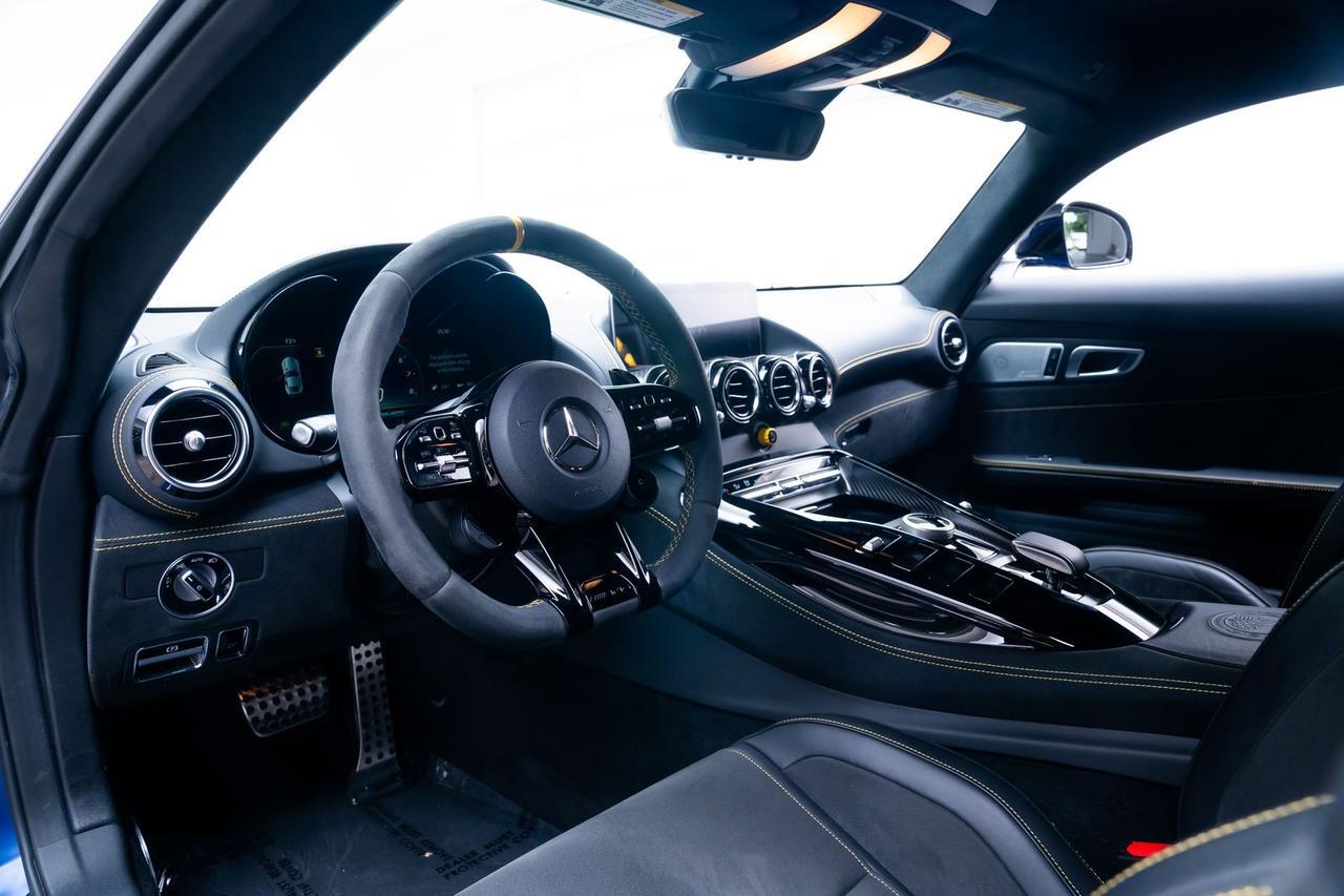2020 Mercedes-Benz AMG&reg; GT R AMG Carbon Fiber Trim Exclusive Interior Package Portland OR