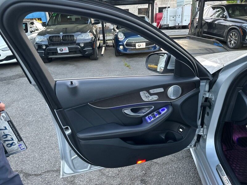 2020 Mercedes-Benz C-Class C 300 4MATIC Sedan w/ AMG Sport Package Arlington VA